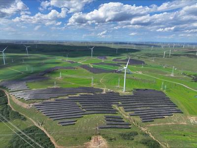 东方电气首个光伏成套BT项目张北100MW光伏电站并网成功 开启新能源开发新篇章